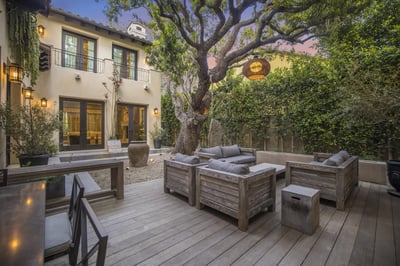 Luxury Villa Photo #16