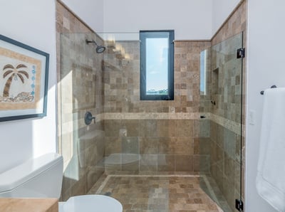 Luxury Villa Photo #35