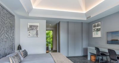 Luxury Villa Photo #18