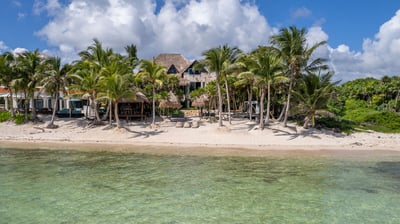 Luxury Villa Photo #10