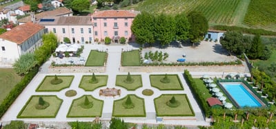 Luxury Villa Photo #4