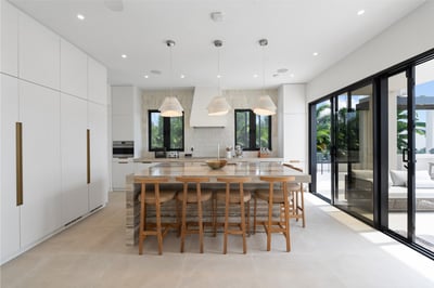 Luxury Villa Photo #12