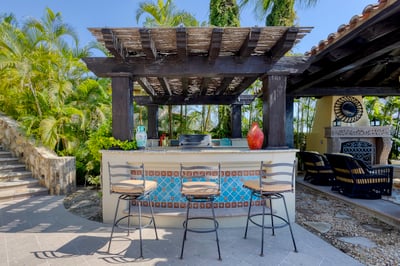 Luxury Villa Photo #19