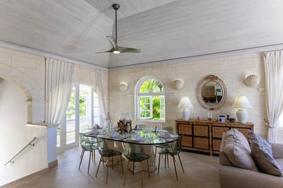 Luxury Villa Photo #7