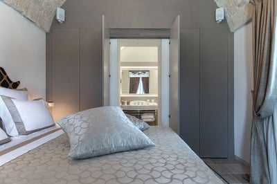 Luxury Villa Photo #41