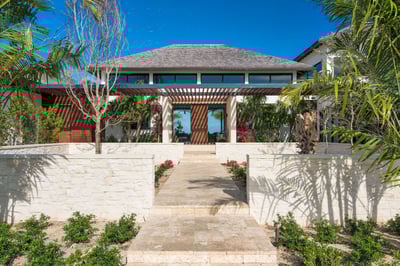 Luxury Villa Photo #5