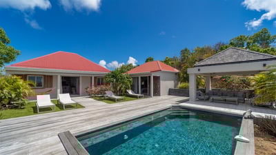 Pool & Terrace