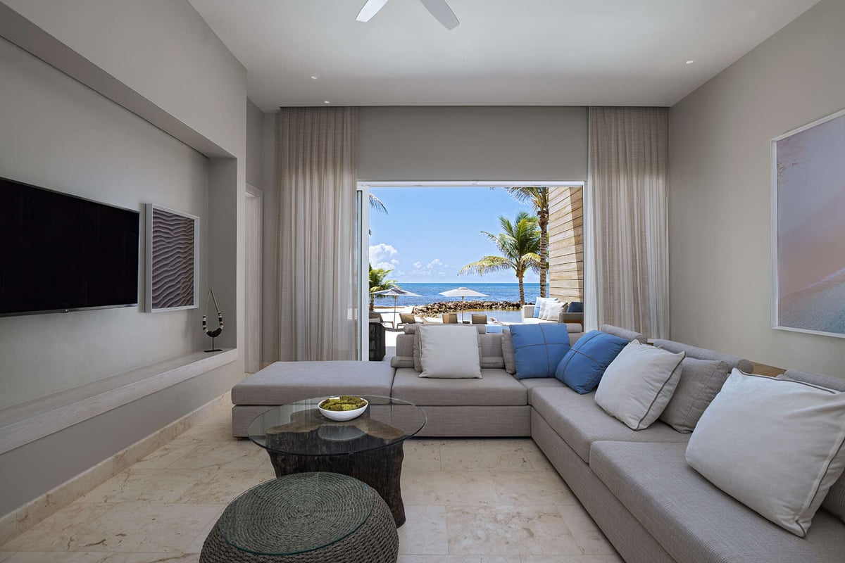Beachfront 3 BDM Villa with Plunge Pool apartment rental - 4