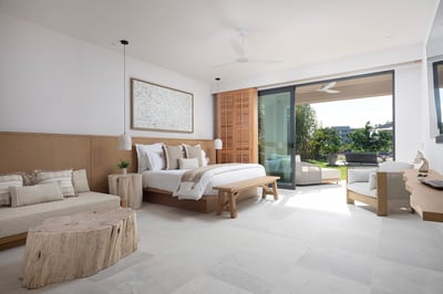 Luxury Villa Photo #19