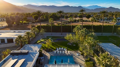 Luxury Villa Photo #3