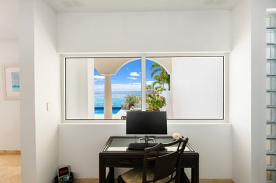 Luxury Villa Photo #16