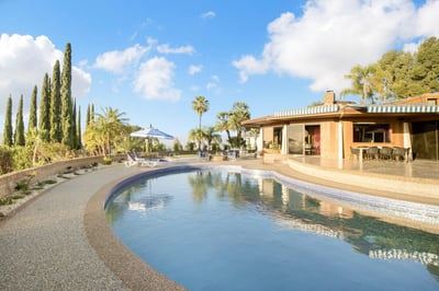Luxury Villa Photo #12