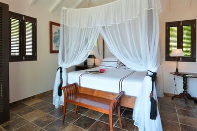 Luxury Villa Photo #13