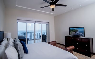 Luxury Villa Photo #13