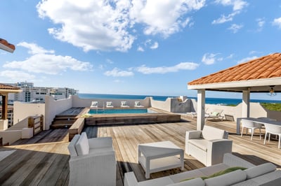 Luxury Villa Photo #5