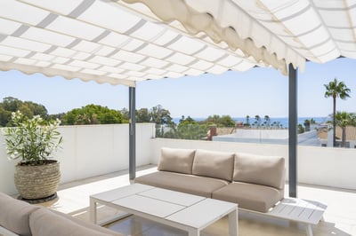 Luxury Villa Photo #5