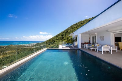 Luxury Villa Photo #2