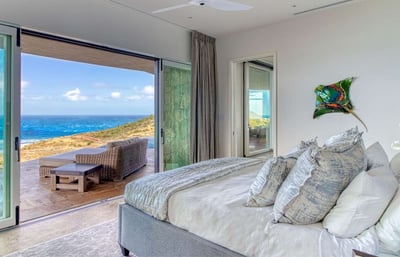 Luxury Villa Photo #11