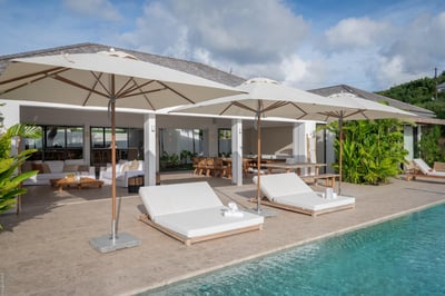 Luxury Villa Photo #3