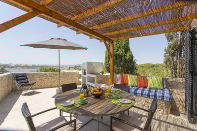 Luxury Villa Photo #16