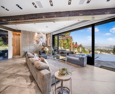 Luxury Villa Photo #12