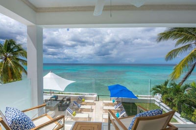Luxury Villa Photo #16