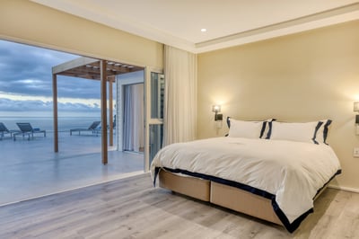 Luxury Villa Photo #39