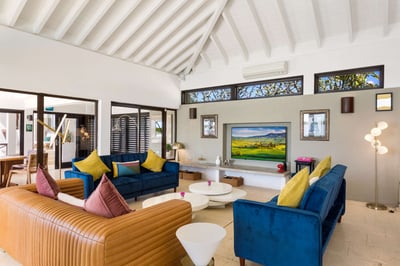 Luxury Villa Photo #22