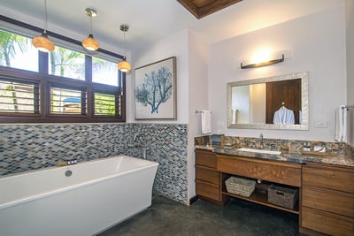 Luxury Villa Photo #47