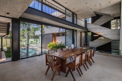 Luxury Villa Photo #20