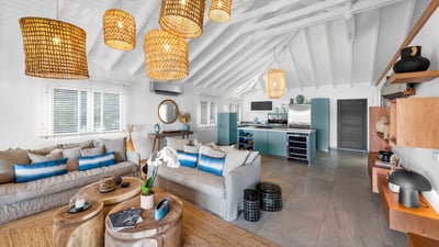 Luxury Villa Photo #19