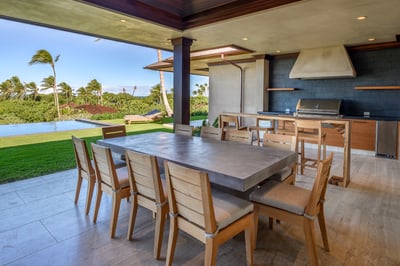 Luxury Villa Photo #2