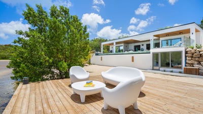 Luxury Villa Photo #7