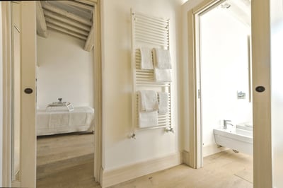 Luxury Villa Photo #33