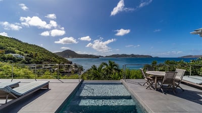 Luxury Villa Photo #5