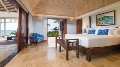 Luxury Villa Photo #15