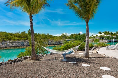 Luxury Villa Photo #4