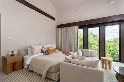 Luxury Villa Photo #29