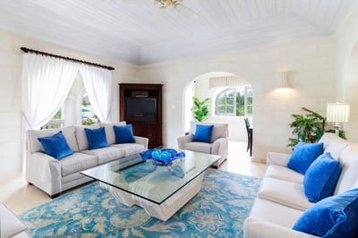 Luxury Villa Photo #7