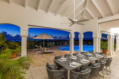 Luxury Villa Photo #15