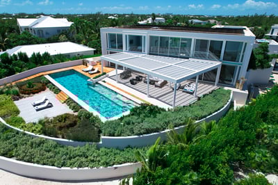 Luxury Villa Photo #14
