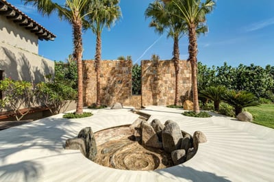 Luxury Villa Photo #15