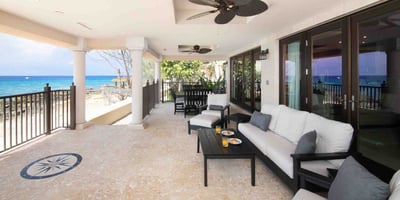 Luxury Villa Photo #4