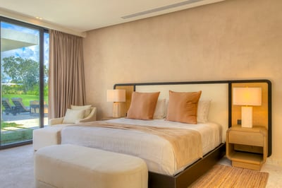 Luxury Villa Photo #22