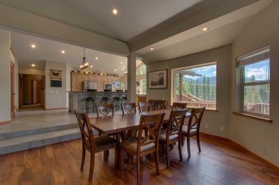 Luxury Villa Photo #13