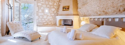 Luxury Villa Photo #18