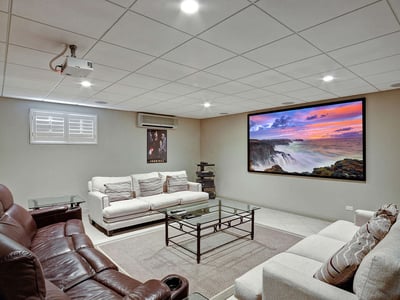Luxury Villa Photo #18
