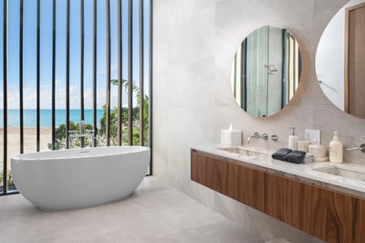 Luxury Villa Photo #45