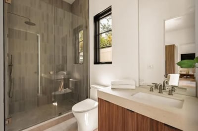 Luxury Villa Photo #30