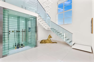 Luxury Villa Photo #33